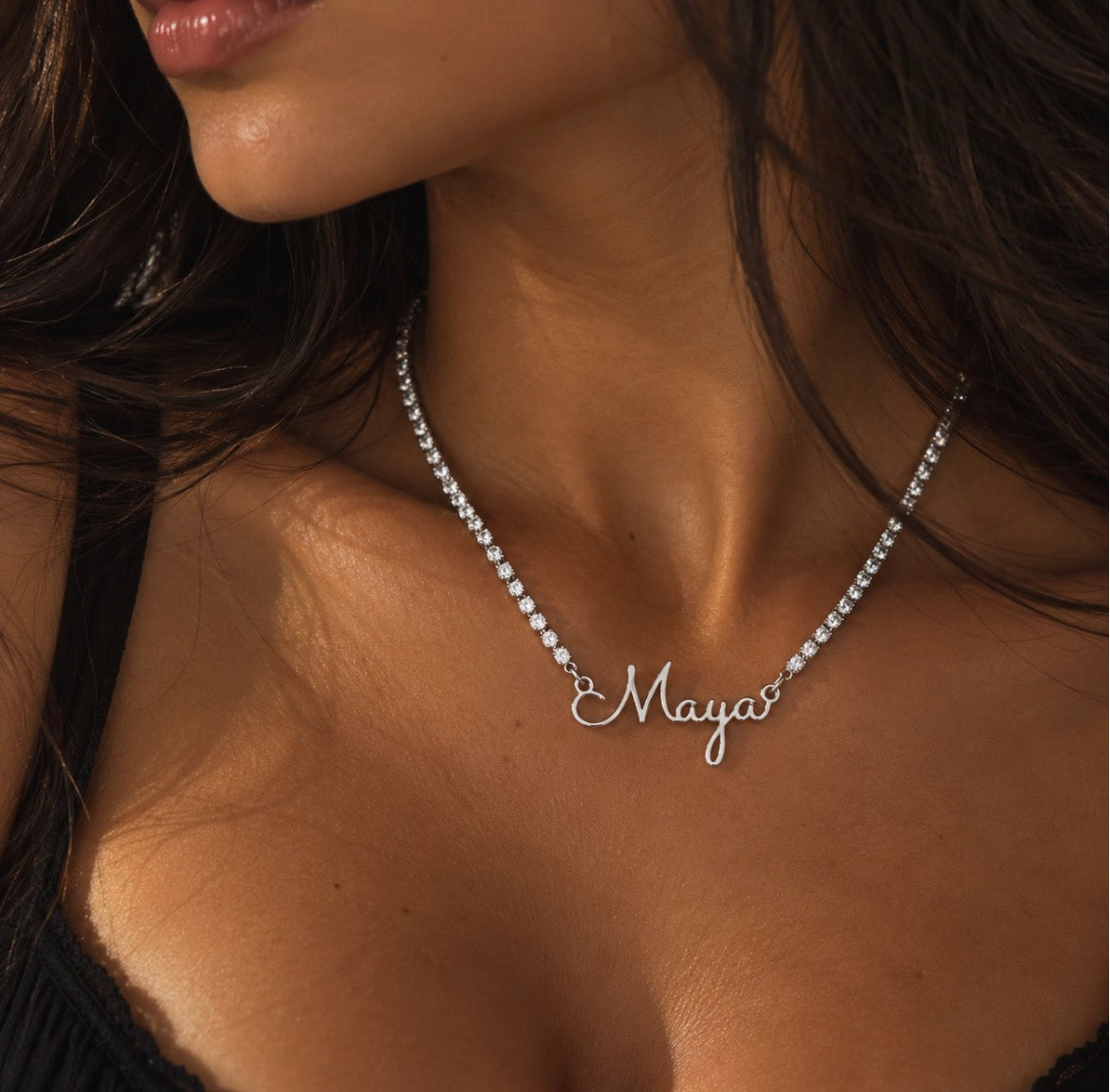 London name tennis necklace